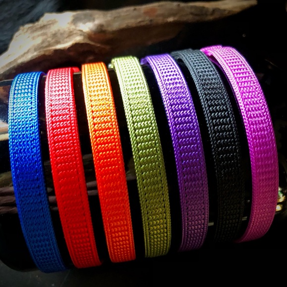 Witches Familiar Pentacle Cat Collar in Various Colors Adjustable - Picture 2 of 3